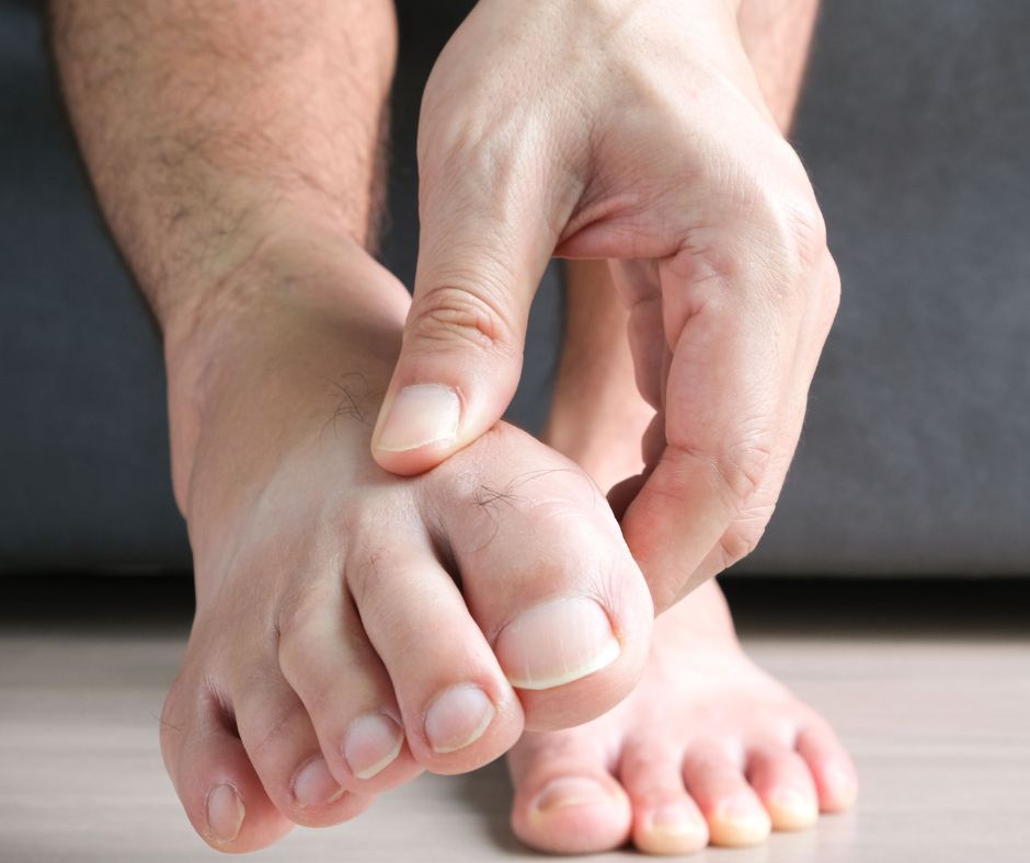 When to Refer First MTP Joint Pain: Beyond Simple “Big Toe Pain” When to Refer First MTP Joint Pain: Beyond Simple “Big Toe Pain”