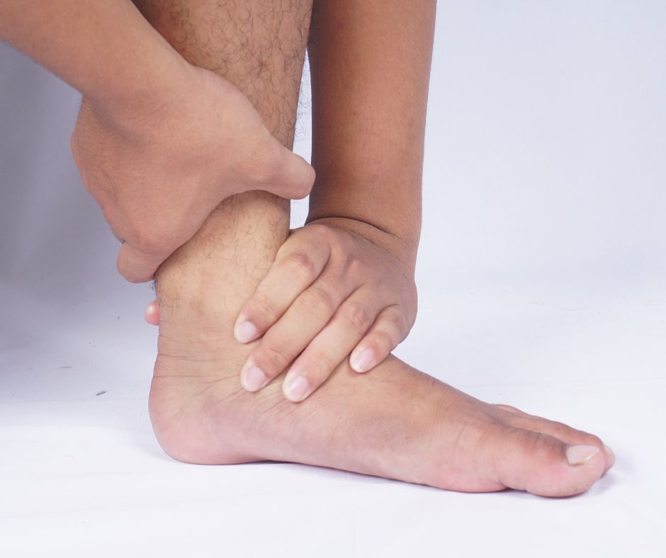 When to Refer Midfoot Pain: Recognising Degenerative Change When to Refer Midfoot Pain: Recognising Degenerative Change